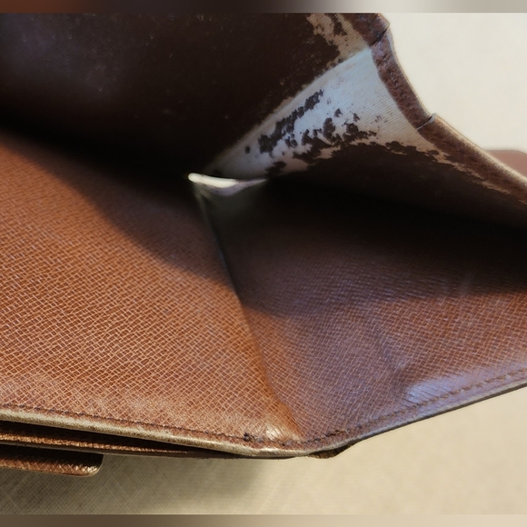 Louis Vuitton Monogram Portefeiulle Elise Trifold Wallet - Picture 4 of 10